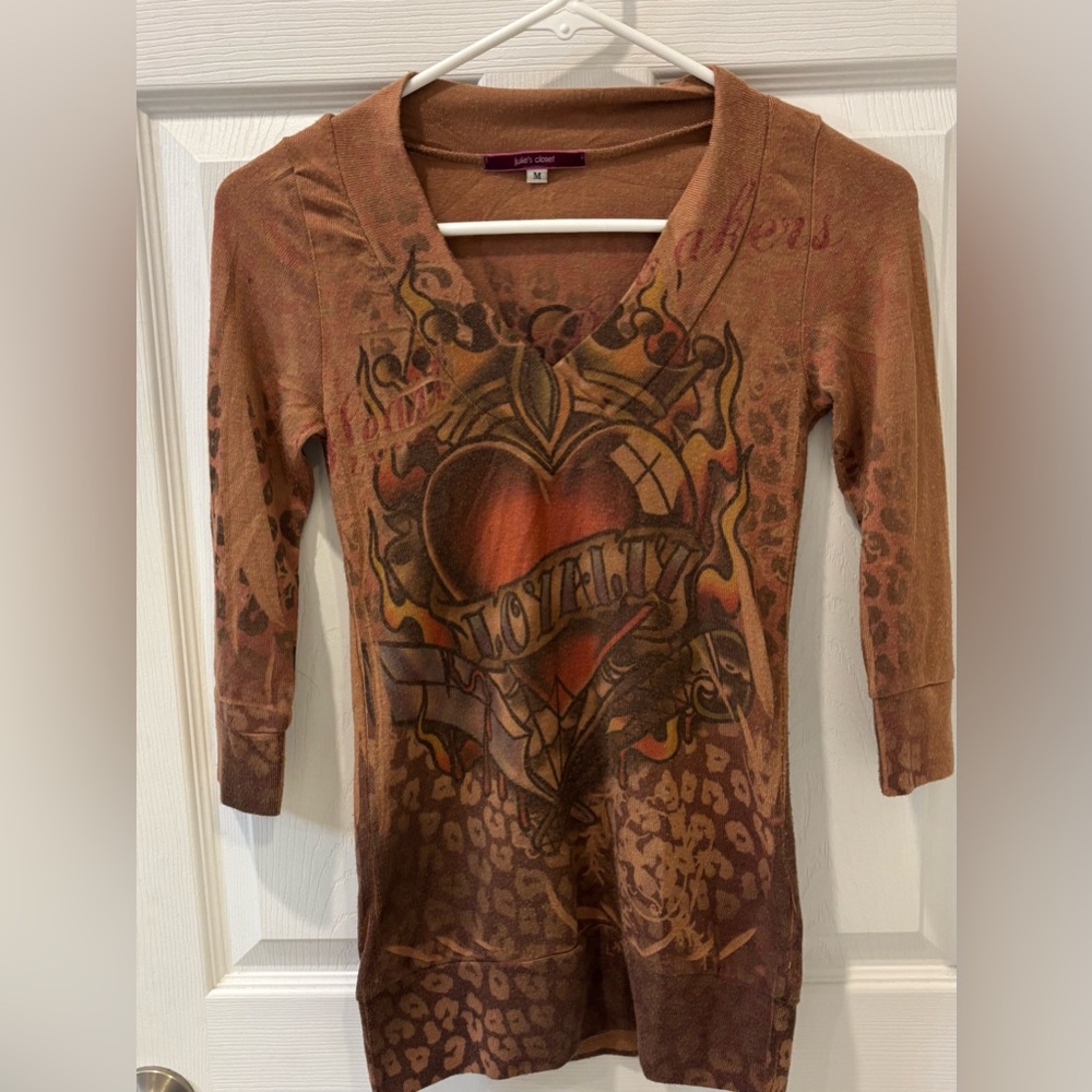 Julies‎ Closet Brown Graphic Loyalty Long Sleeve Top